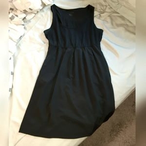 Sleeveless dress